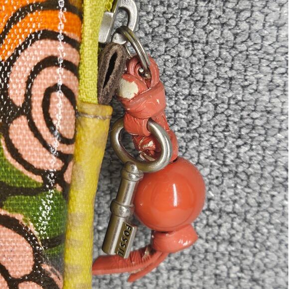 FOSSIL WOMENS KEY-PER MULTICOLOR COATED CANVAS LAPTOP SLEEVE 11X14 W/ KEY CHARM - Picture 8 of 10